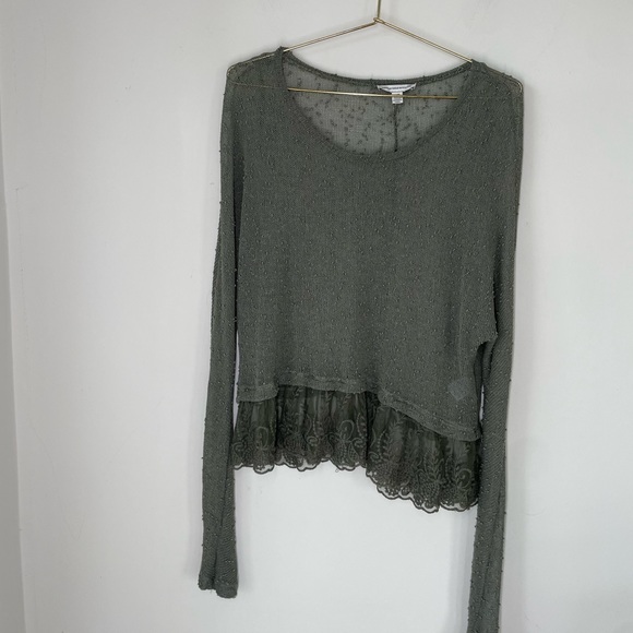 American Eagle M Green Lace Sheer Long Sleeve Top - Picture 2 of 9